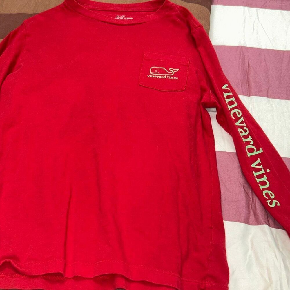 Vineyard vines boys red tshirt with lime green sz m 12/14